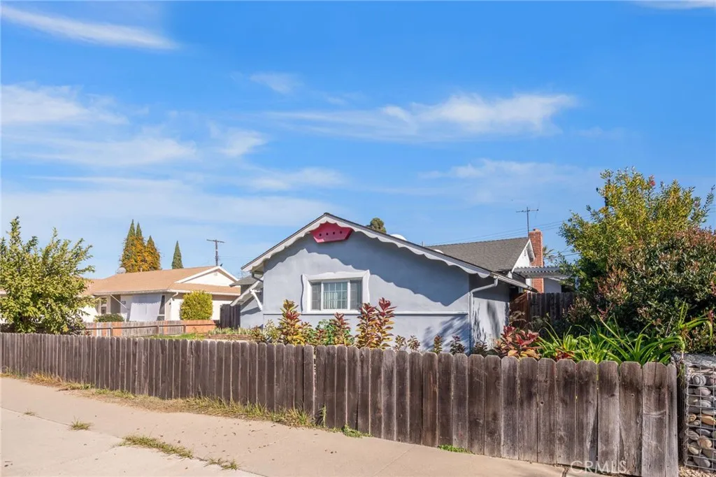 Property image for 3096 Warren Lane, Costa Mesa, CA 92626