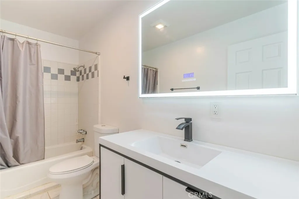 Additional image 19 of 18301 Minnehaha Street, Porter Ranch, CA 91326