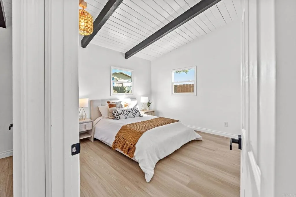 Additional image 64 of 5033 La Paz Dr, San Diego, CA 92113