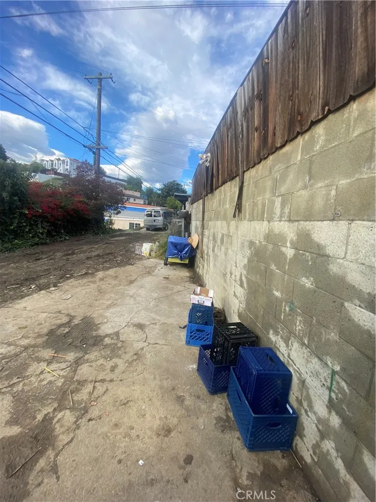 Additional image 60 of 1129 N Alma Avenue, Los Angeles, CA 90063