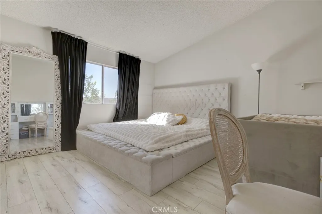 Additional image 40 of 12325 Sweetbriar, Pacoima, CA 91331