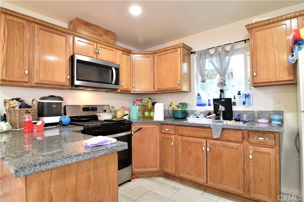 Additional image 50 of 14807 Oro Grande, Sylmar, CA 91342