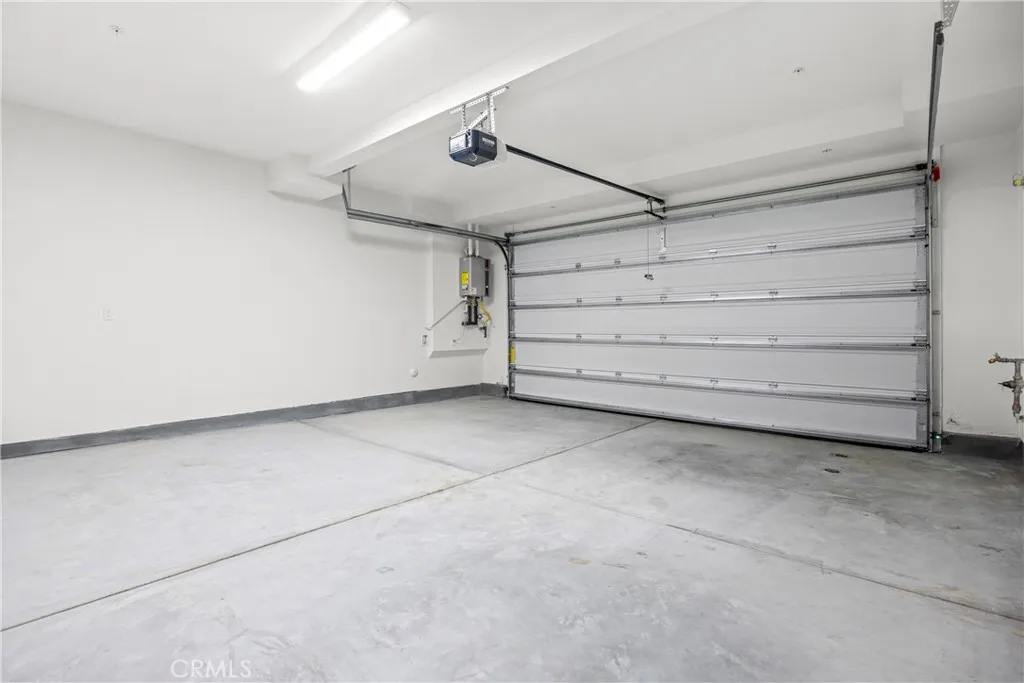 Additional image 20 of 15907 Blue Copper Way, Fontana, CA 92336