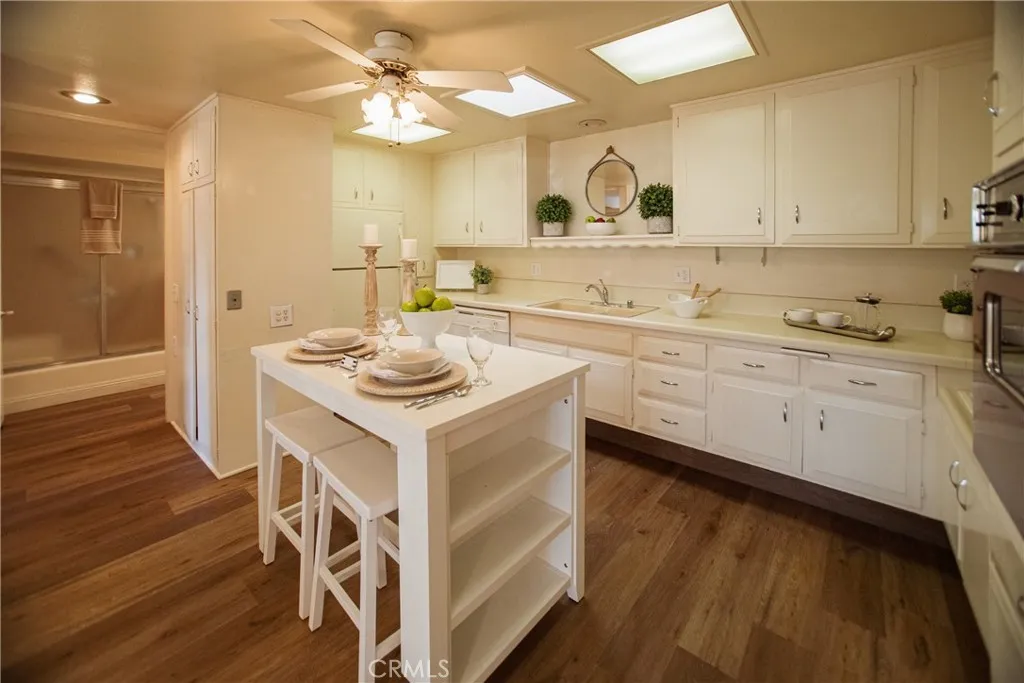 Additional image 15 of 1570 Homewood Rd., M5-115c, Seal Beach, CA 90740