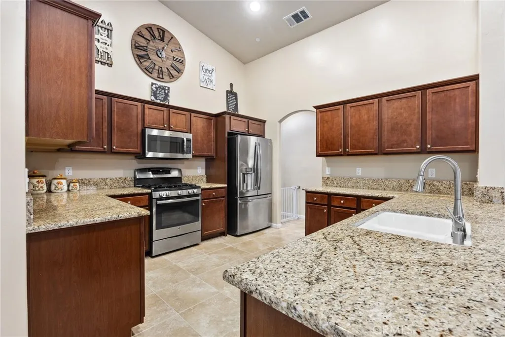 Additional image 15 of 5712 Biddeford St, Bakersfield, CA 93313