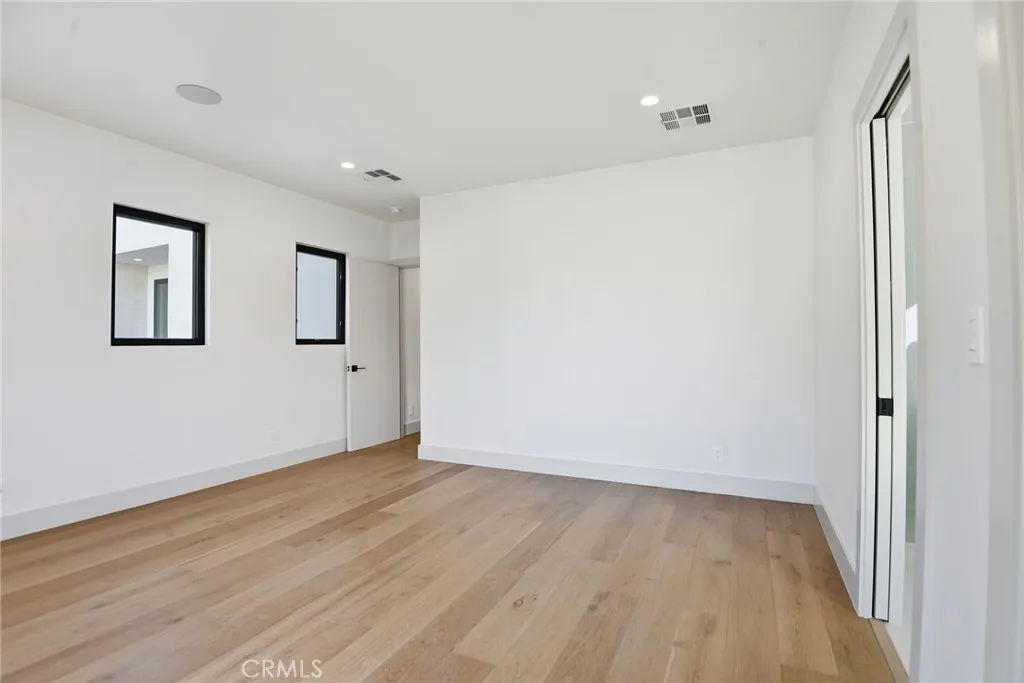 Additional image 33 of 16226 Dickens, Encino, CA 91436