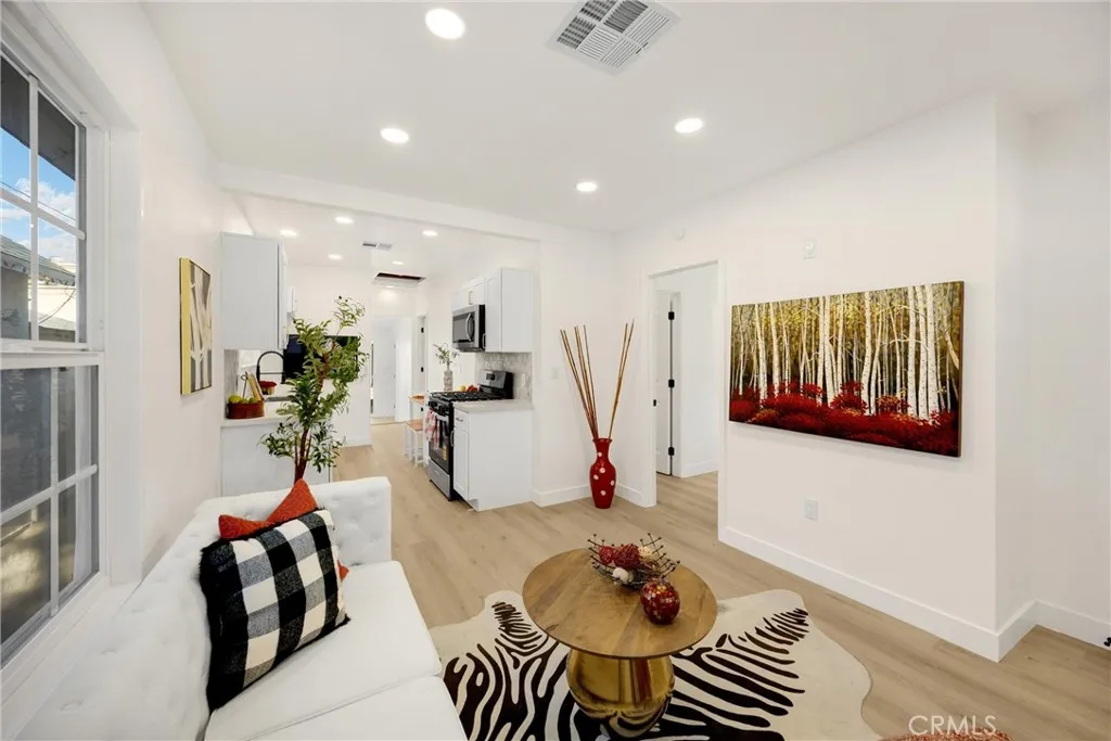 Additional image 8 of 567 W Center St, Pomona, CA 91768