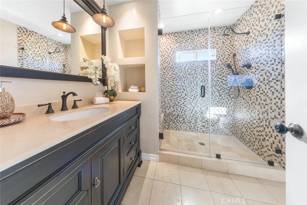 Additional image 123 of 2950 N Lincoln Street, Burbank, CA 91504