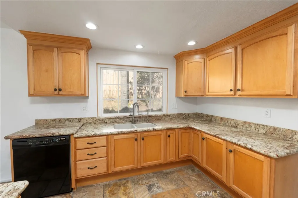 Additional image 14 of 5670 Peacock Ln, Riverside, CA 92505