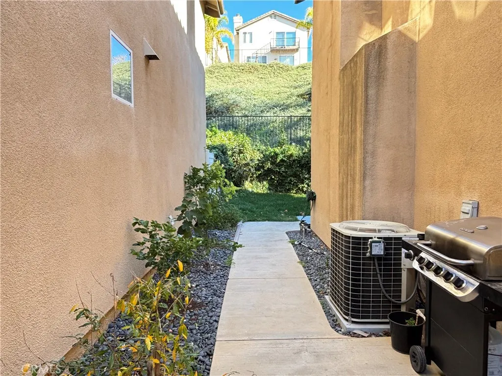 Additional image 26 of 27700 Thalia Lane, Canyon Country, CA 91351