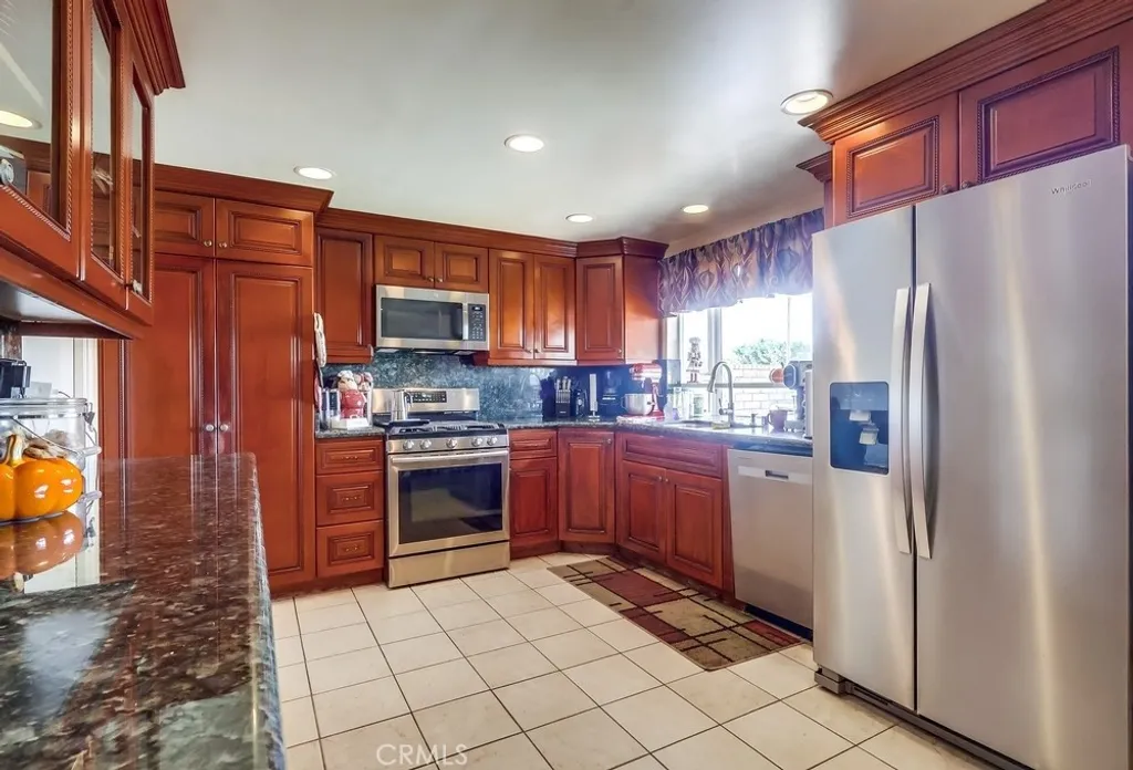 Additional image 23 of 21045 Susan Carole Dr, Saugus, CA 91350