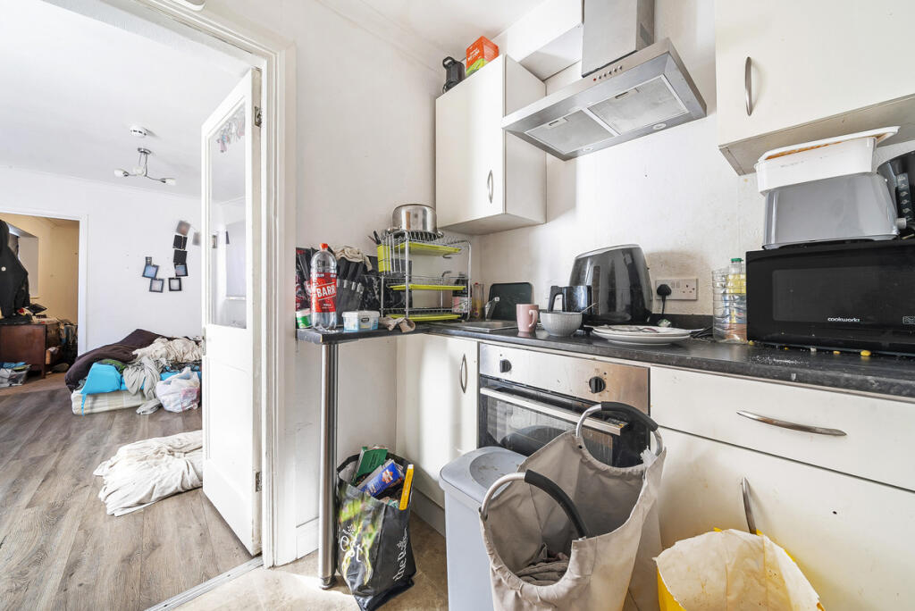 Additional image 6 of Folkestone Road, Dover, CT17 9