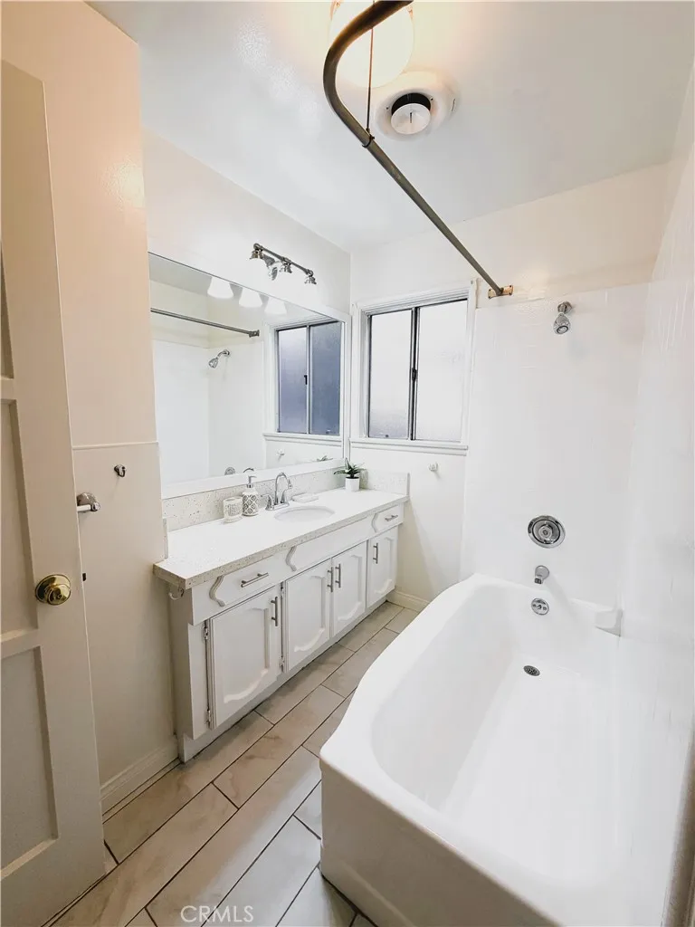 Additional image 40 of 5249 Ventura Canyon Avenue, Sherman Oaks, CA 91401