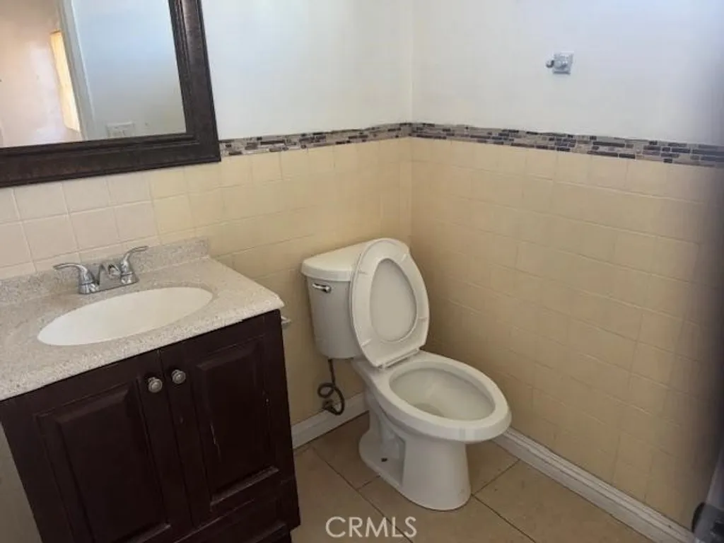 Additional image 3 of 1203 S Courtright St, Anaheim, CA 92804