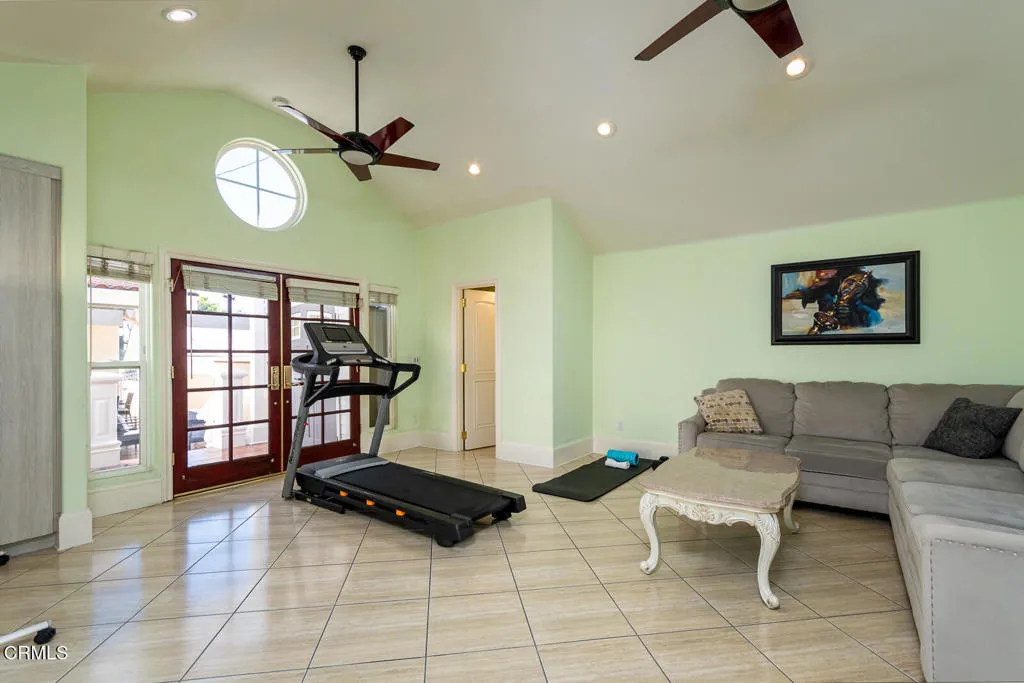 Additional image 59 of 1075 E Tujunga Avenue, Burbank, CA 91501