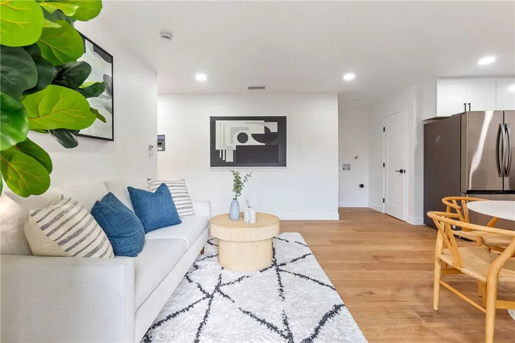 Additional image 37 of 5166 Marmol Drive, Woodland Hills, CA 91364