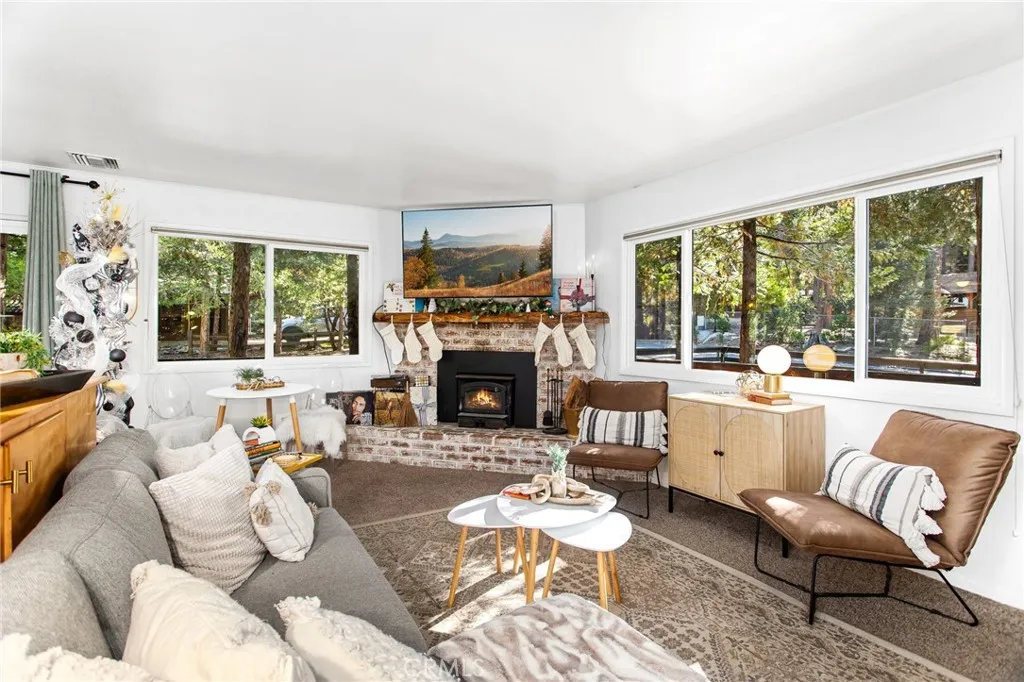 Additional image 6 of 54830 S Circle Dr, Idyllwild, CA 92549