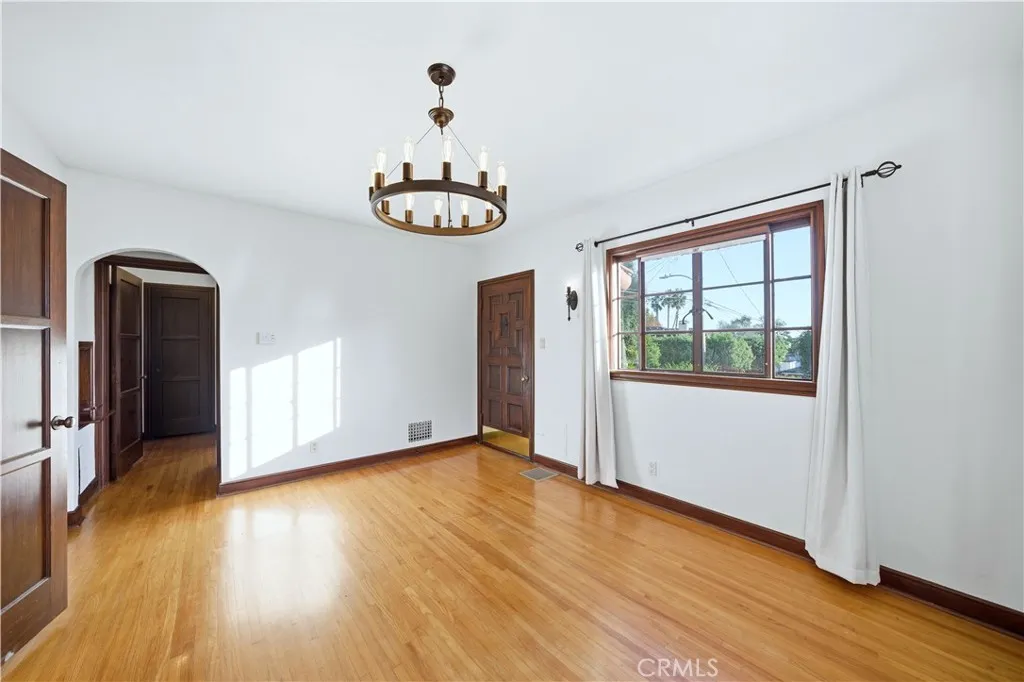 Additional image 97 of 790 Santiago Ave, Long Beach, CA 90804