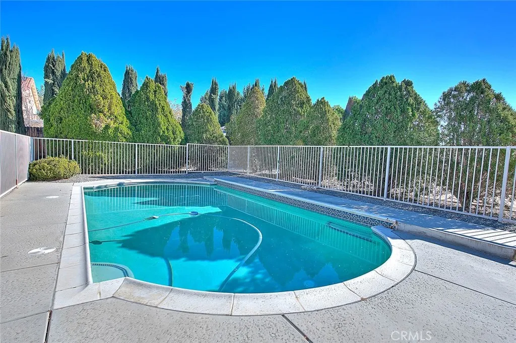 Additional image 107 of 19149 Catalina Rd, Apple Valley, CA 92308