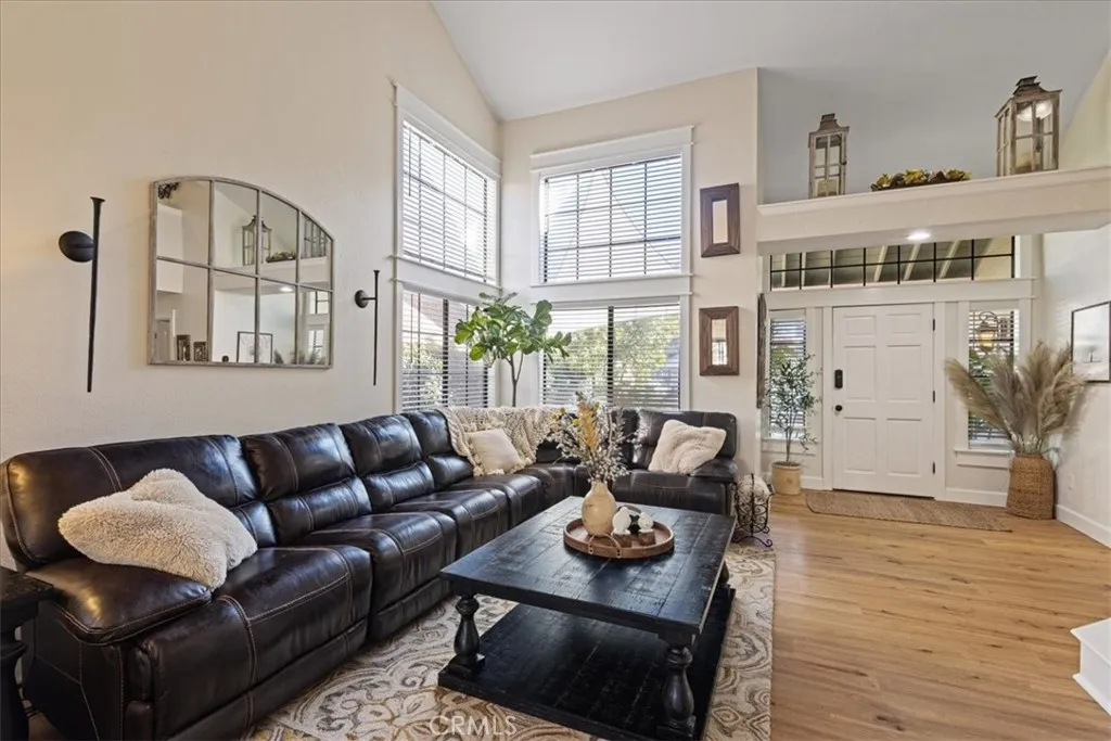 Additional image 4 of 28697 Cloverleaf Place, Castaic, CA 91384