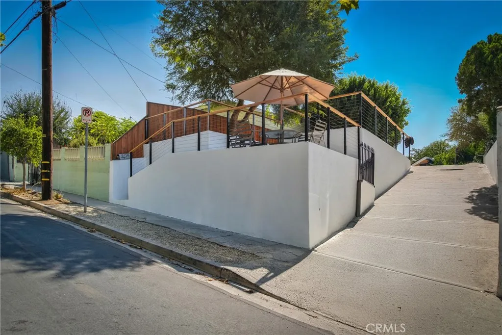Additional image 32 of 6150 Strickland Avenue, Los Angeles, CA 90042