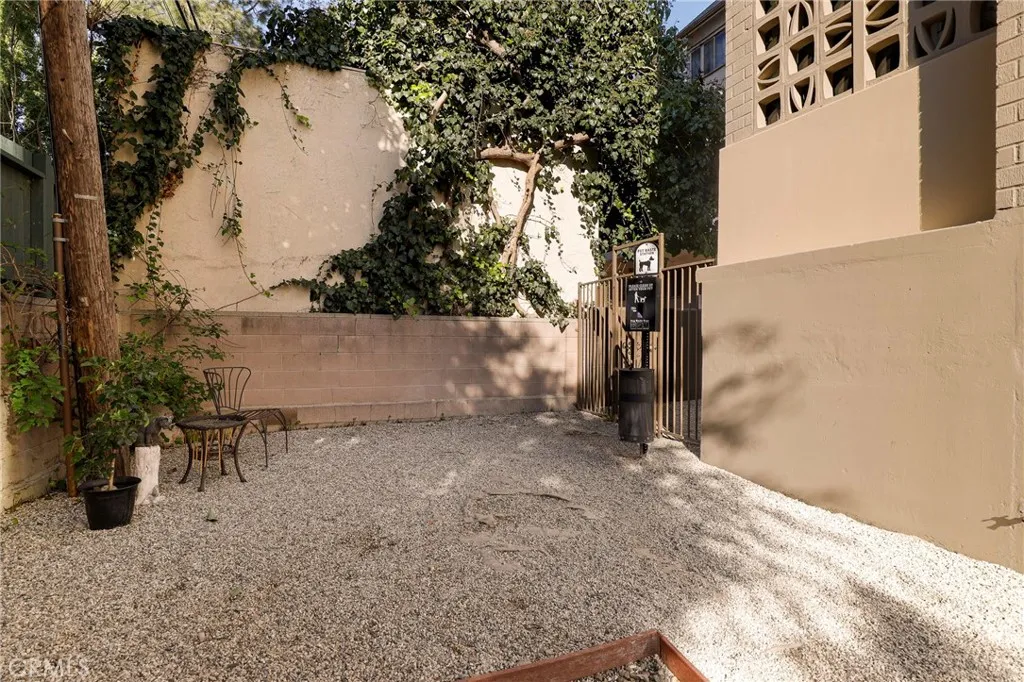 Additional image 58 of 531 N Rossmore Avenue Unit 202, Los Angeles, CA 90004