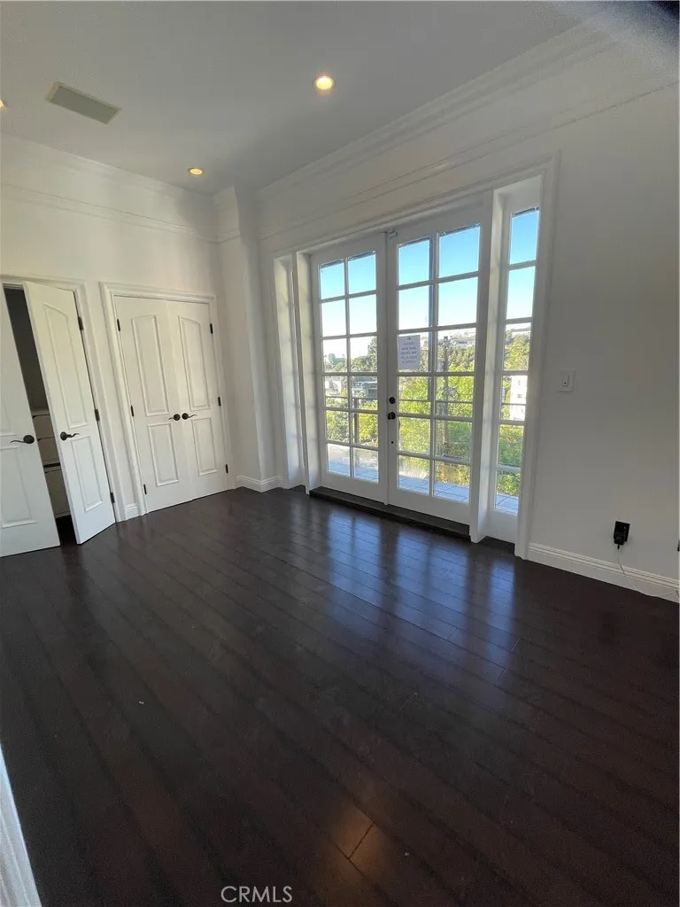 Additional image 28 of 8655 Hillside, Los Angeles, CA 90069