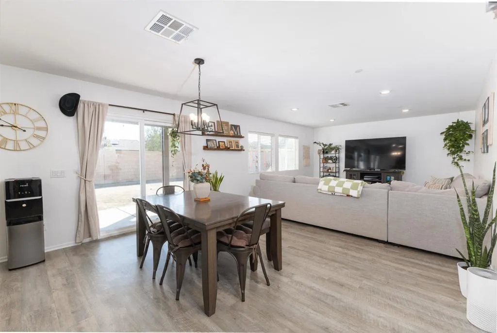 Additional image 4 of 1432 Carolina Court, Hemet, CA 92543