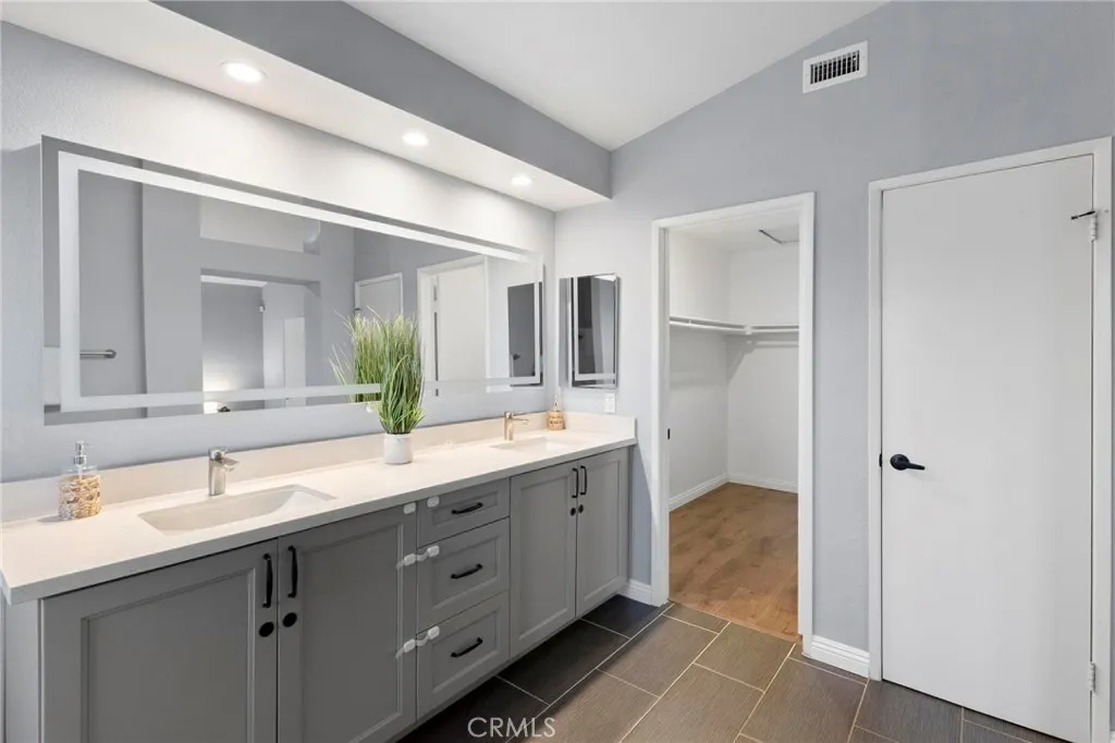 Additional image 32 of 13455 Ivanpah Road, Apple Valley, CA 92308