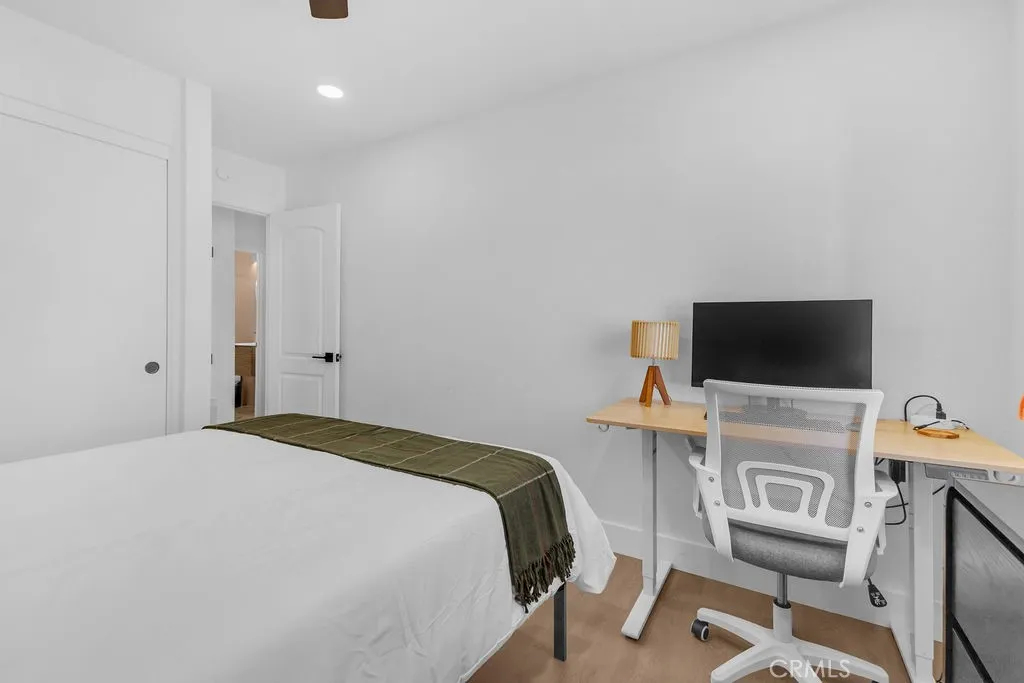 Additional image 86 of 481 W Sunview Ave, Palm Springs, CA 92262