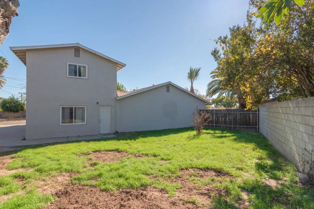 Additional image 50 of 460 E 2nd St, Rialto, CA 92376