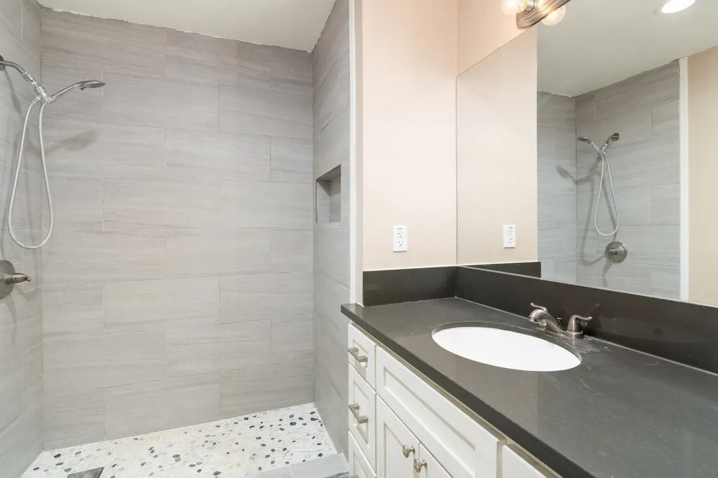 Additional image 93 of 460 E 2nd St, Rialto, CA 92376