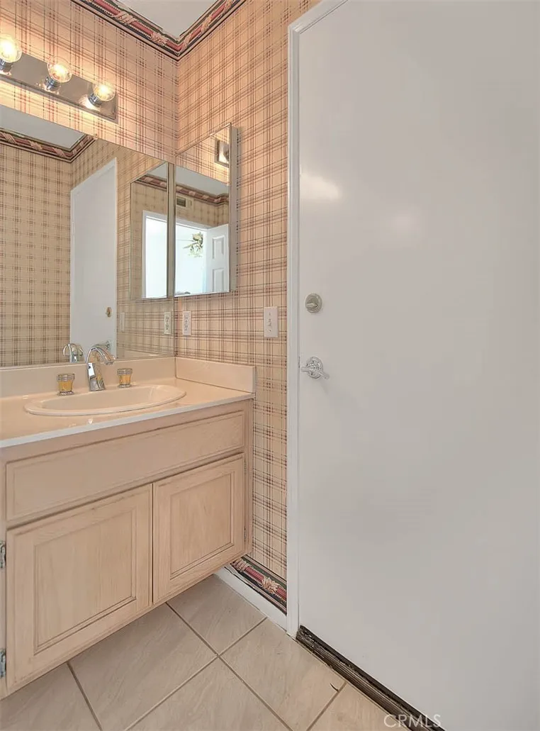 Additional image 104 of 19149 Catalina Rd, Apple Valley, CA 92308