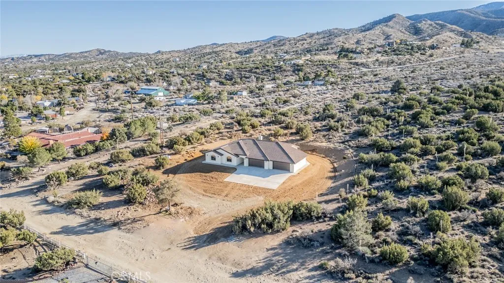 Additional image 83 of 1275 Hollister Rd, Pinon Hills, CA 92372