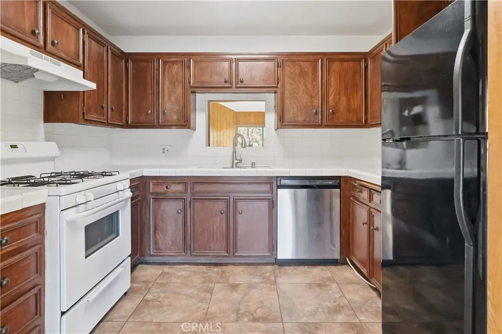 Additional image 8 of 27657 Peninsula #110 Drive, Lake Arrowhead, CA 92352