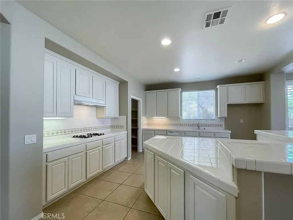 Additional image 16 of 41926 Bonita Dr, Palmdale, CA 93551