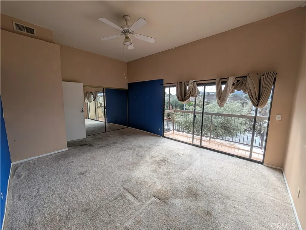 Additional image 12 of 18403 Collins, Tarzana, CA 91356