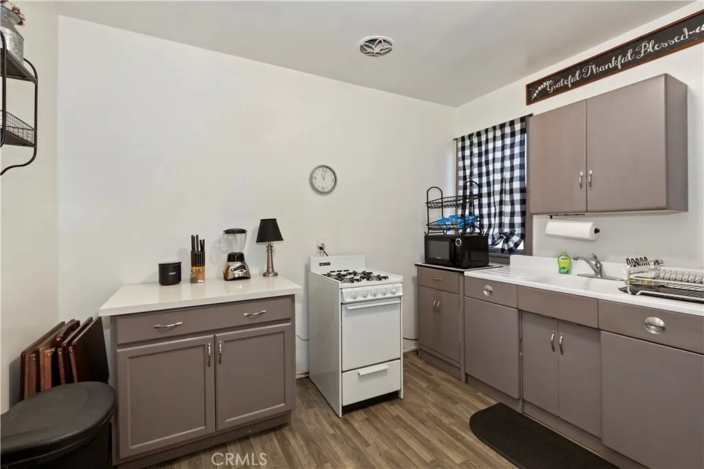 Additional image 13 of 1004 E California St, Ontario, CA 91761