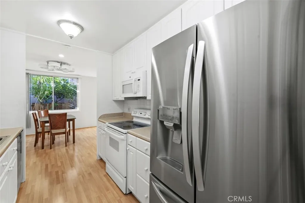 Additional image 5 of 5301 Balboa Boulevard Unit 5B, Encino, CA 91316