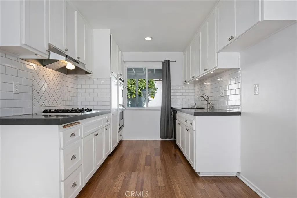 Additional image 3 of 19233 Napa, Northridge, CA 91324