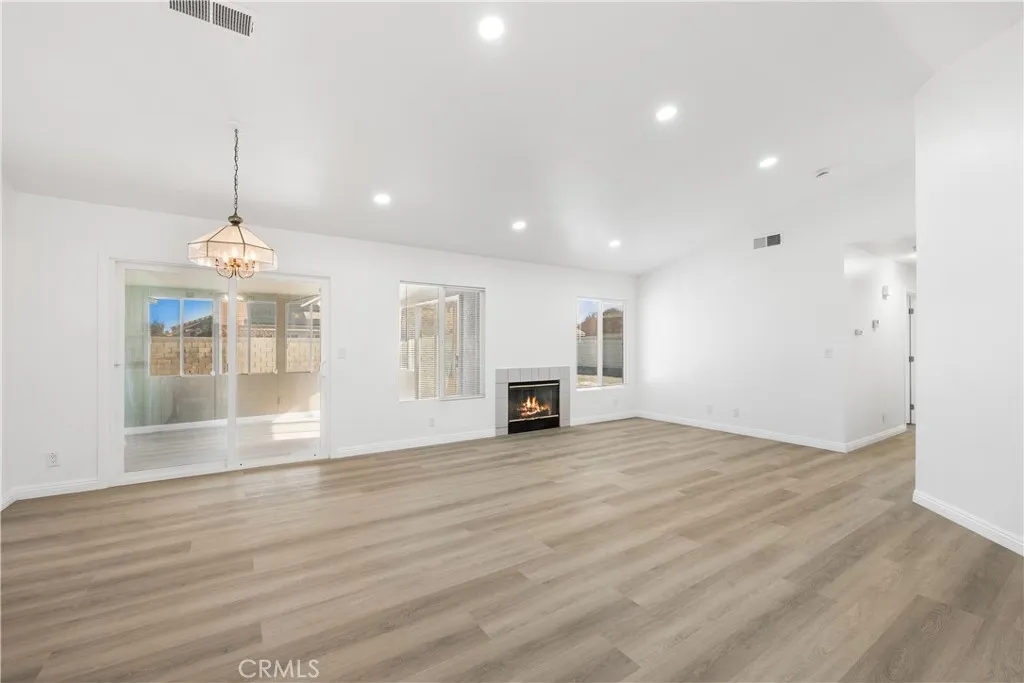 Additional image 6 of 44238 Encanto Way, Lancaster, CA 93536