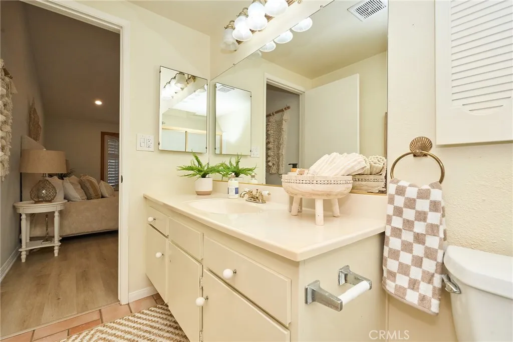 Additional image 42 of 370 Electric Ave, Seal Beach, CA 90740