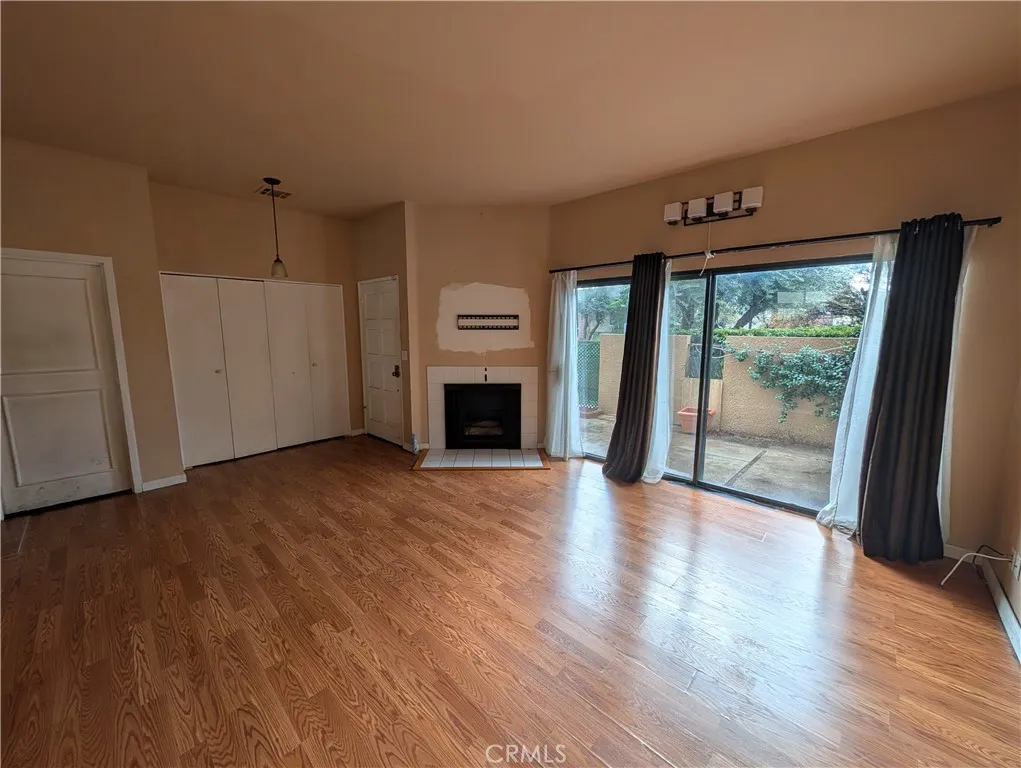 Additional image 19 of 18403 Collins, Tarzana, CA 91356