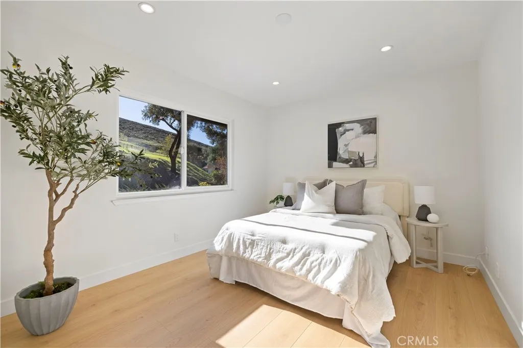 Additional image 99 of 382 Thunderhead St, Thousand Oaks, CA 91360