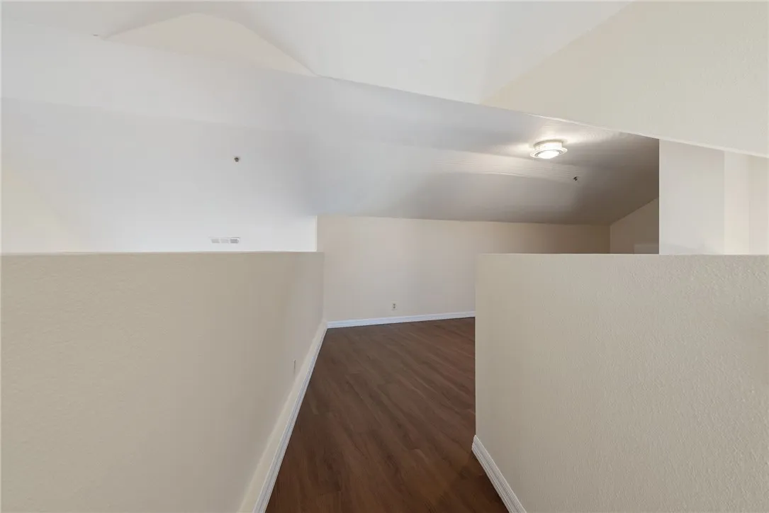 Additional image 74 of 221 Violet Ave, Monrovia, CA 91016