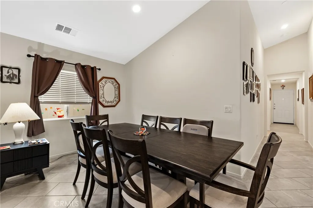 Additional image 10 of 826 Avenida Del Rio, San Jacinto, CA 92582
