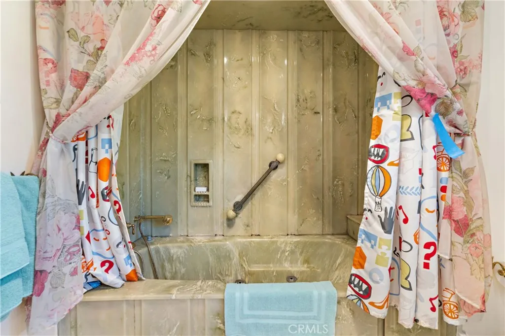 Additional image 62 of 11944 Briarvale Lane, Studio City, CA 91604