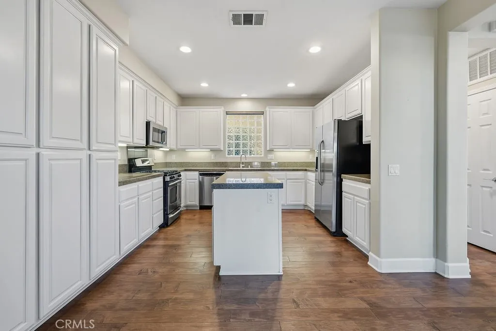 Additional image 5 of 24128 Willowbrooke Court, Valencia, CA 91354