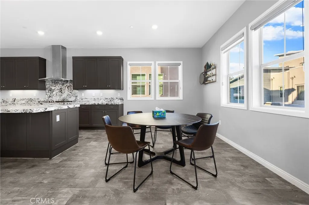 Additional image 84 of 115 Frame, Irvine, CA 92618