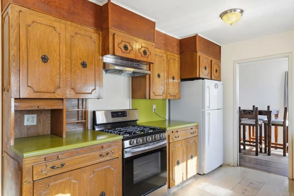 Additional image 13 of 215 Ash Avenue, Chula Vista, CA 91910